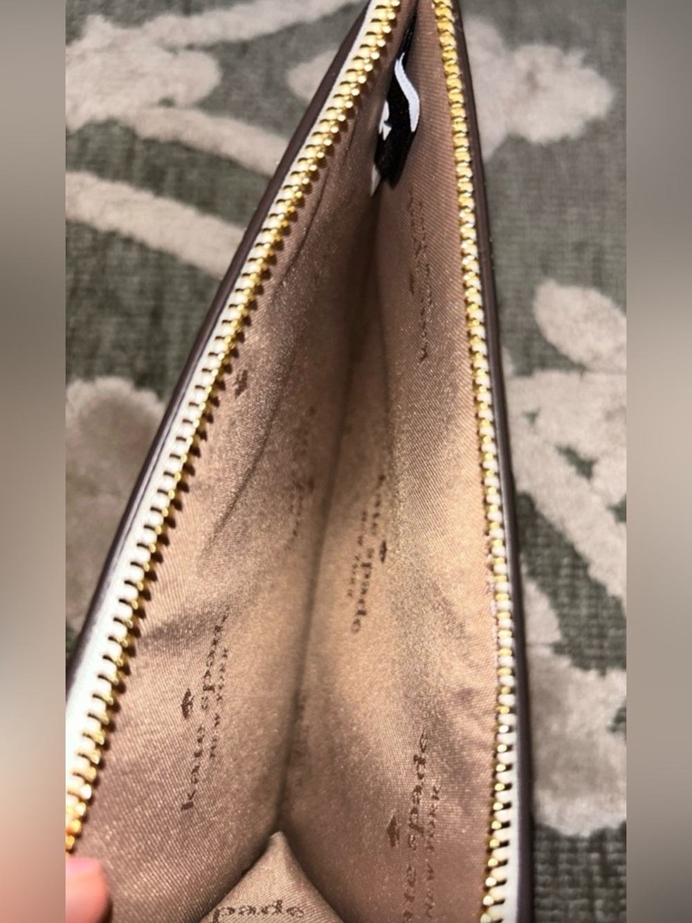 Kate Spade Lucy Taupe and Ivory Leather Wristlet! NWT! - Picture 4 of 4
